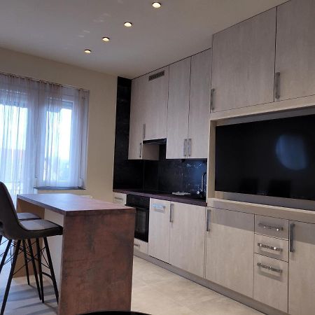 Lara II Apartman Debrecín Exteriér fotografie
