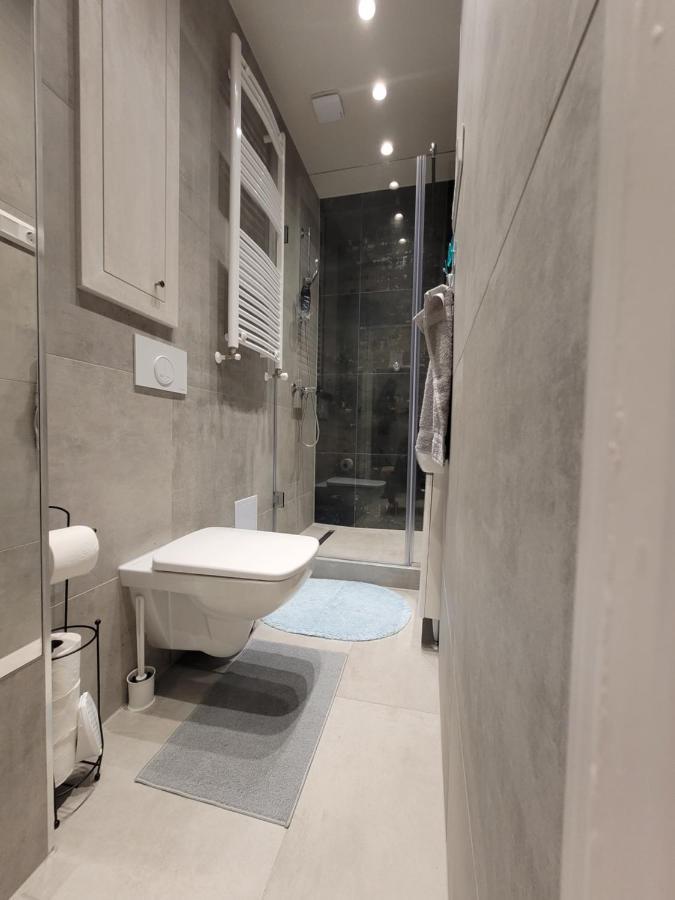 Lara II Apartman Debrecín Exteriér fotografie