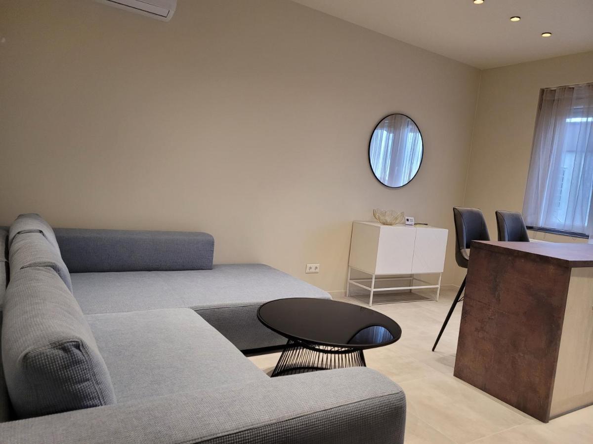 Lara II Apartman Debrecín Exteriér fotografie